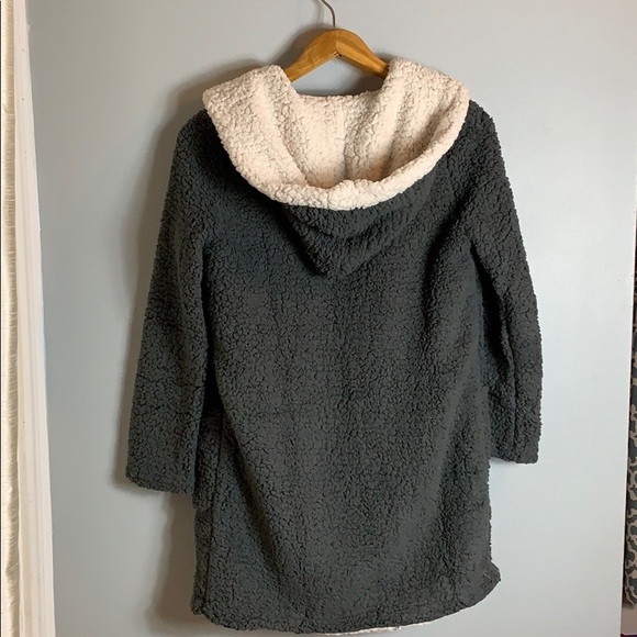 Sold - Picture 4 of 4